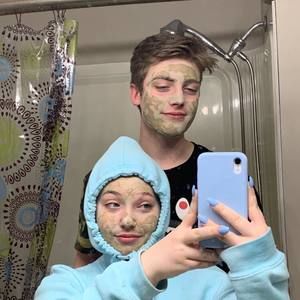 Meet your Posher, Josh